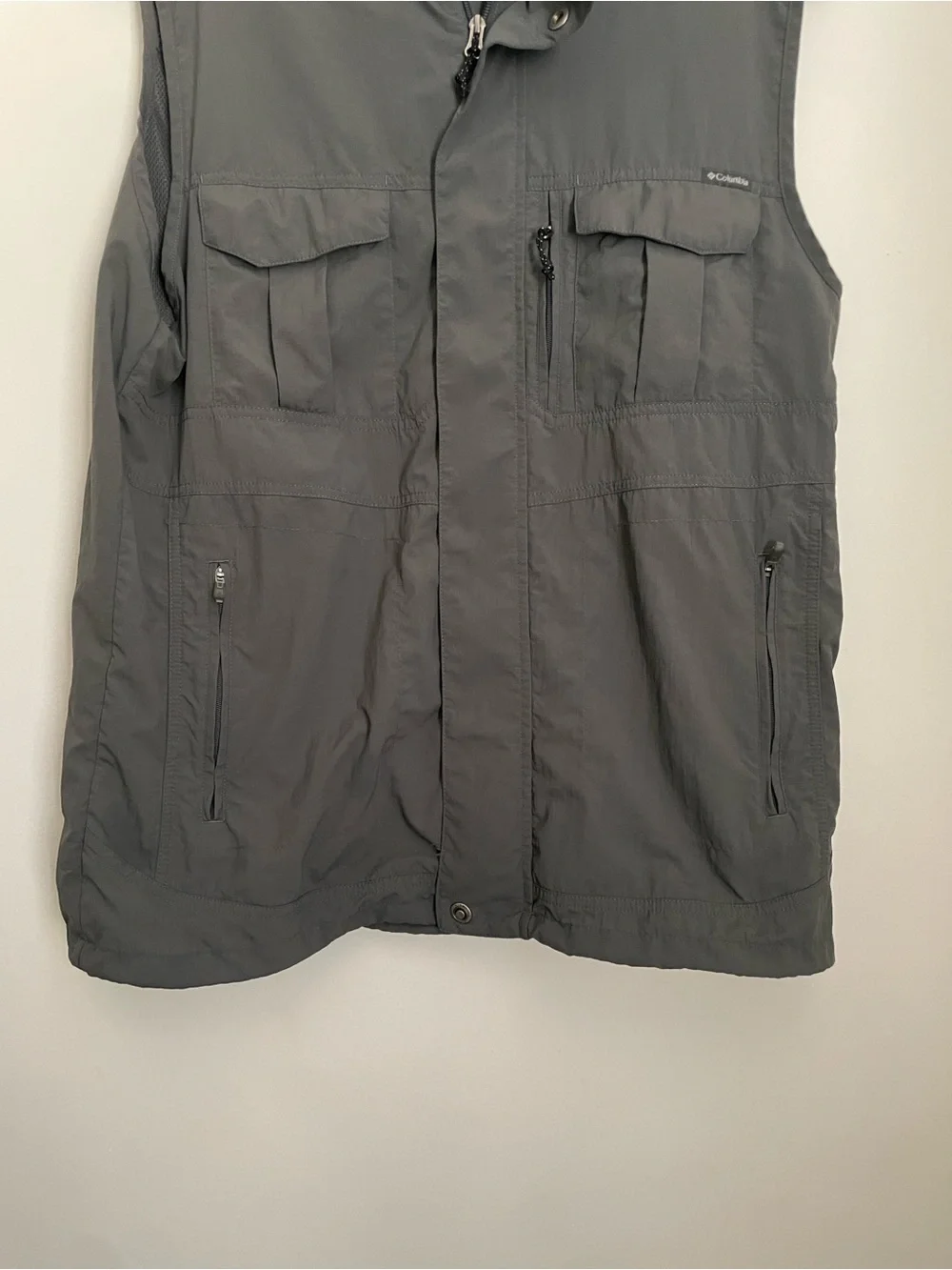 Columbia Fishing Vest Men’s Large Gray Utility Pockets Omni Shade Outdoor